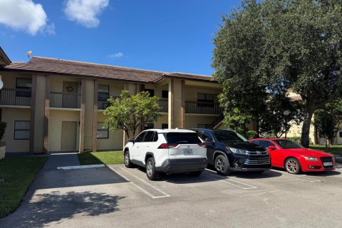 Copropriété à louer à Coral Springs, Floride: 2 chambres, 78.97 m2 № 2260903 - photo 9