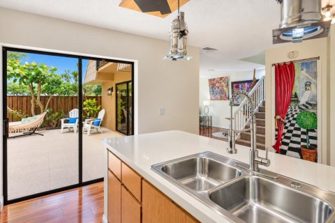 Touwnhouse à vendre à West Palm Beach, Floride: 2 chambres, 114.83 m2 № 2409044 - photo 16