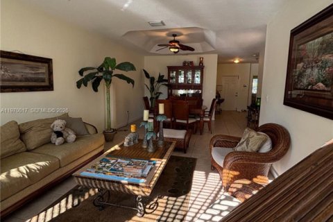 Adosado en venta en Doral, Florida, 3 dormitorios, 214.79 m2 № 2030868 - foto 25