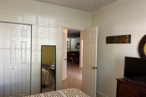 Adosado en venta en Doral, Florida, 3 dormitorios, 214.79 m2 № 2030868 - foto 18