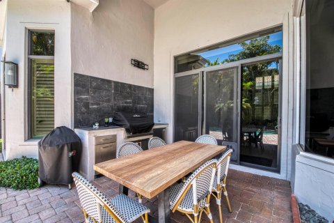 Villa ou maison à louer à Delray Beach, Floride: 4 chambres, 290.23 m2 № 2246955 - photo 9