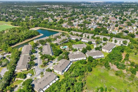 Adosado en venta en Brandon, Florida, 3 dormitorios, 159.61 m2 № 2096758 - foto 25