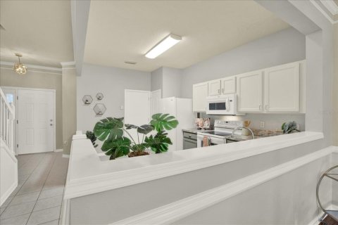 Adosado en venta en Brandon, Florida, 3 dormitorios, 159.61 m2 № 2096758 - foto 3