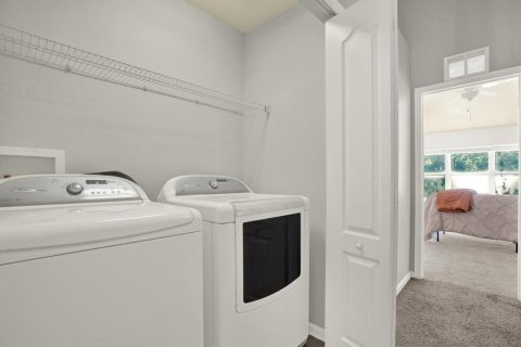 Adosado en venta en Brandon, Florida, 3 dormitorios, 159.61 m2 № 2096758 - foto 17