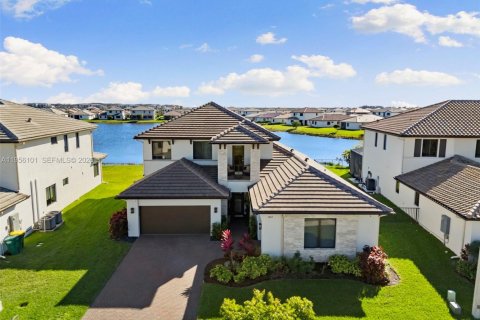 Снять в аренду виллу или дом в Аве Мария, Флорида 5 спален, 349.03м2, № 2011928 - фото 3