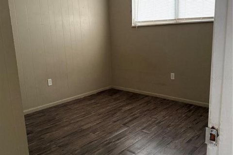 Commercial property in Bradenton, Florida 6 bedrooms, 157.56 sq.m. № 2099124 - photo 12