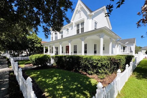 Casa en Celebration, Florida 6 dormitorios, 405.24 m2 № 2369567