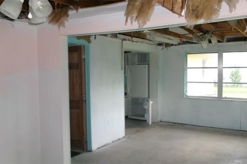 Casa en venta en Port Charlotte, Florida, 2 dormitorios, 93.27 m2 № 1875842 - foto 14
