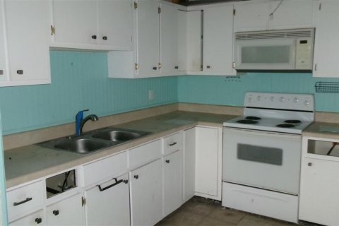 Casa en venta en Port Charlotte, Florida, 2 dormitorios, 93.27 m2 № 1875842 - foto 2
