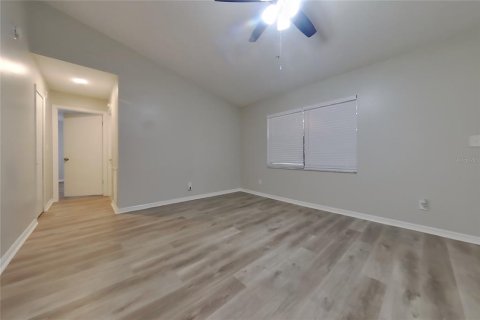 Villa ou maison à louer à Clermont, Floride: 3 chambres, 117.71 m2 № 2418939 - photo 3
