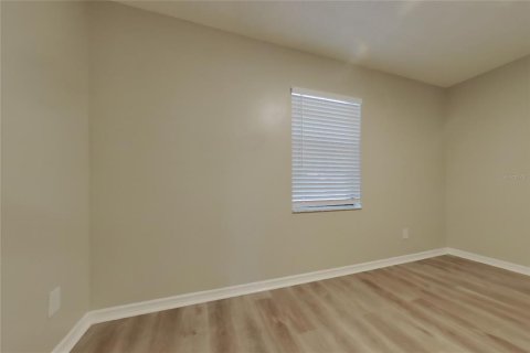 Villa ou maison à louer à Clermont, Floride: 3 chambres, 117.71 m2 № 2418939 - photo 12