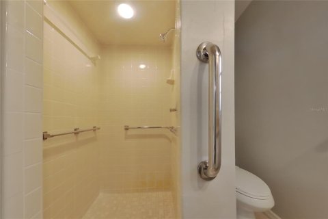 Villa ou maison à louer à Clermont, Floride: 3 chambres, 117.71 m2 № 2418939 - photo 10