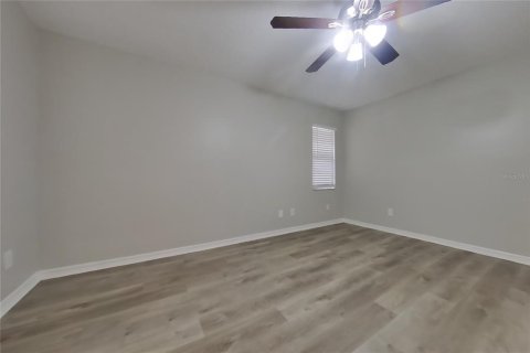Villa ou maison à louer à Clermont, Floride: 3 chambres, 117.71 m2 № 2418939 - photo 7