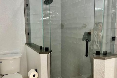 Condominio en venta en Bradenton, Florida, 2 dormitorios, 102.56 m2 № 1826952 - foto 19