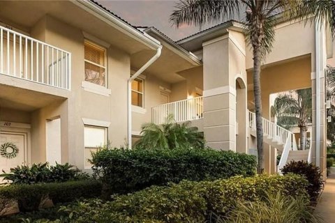 Condominio en venta en Bradenton, Florida, 2 dormitorios, 102.56 m2 № 1826952 - foto 1