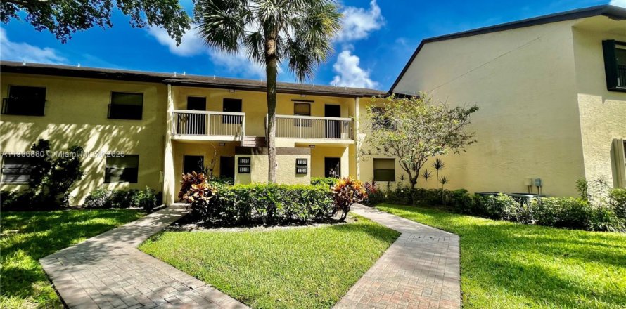 Condo à Coconut Creek, Floride, 2 chambres № 1963303
