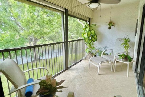 Copropriété à vendre à Coconut Creek, Floride: 2 chambres, 93.83 m2 № 1963303 - photo 19