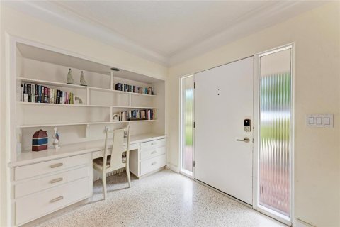 House in Sarasota, Florida 4 bedrooms, 218.78 sq.m. № 1873657 - photo 5