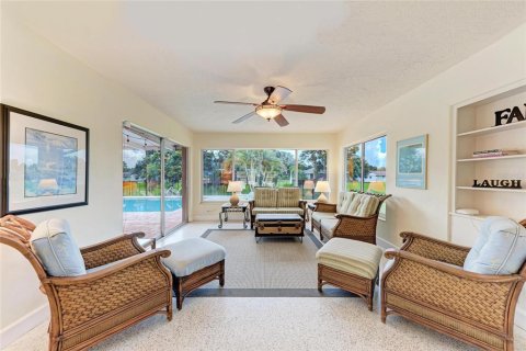 House in Sarasota, Florida 4 bedrooms, 218.78 sq.m. № 1873657 - photo 9