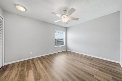 Touwnhouse à louer à Winter Springs, Floride: 2 chambres, 101.08 m2 № 2409781 - photo 14