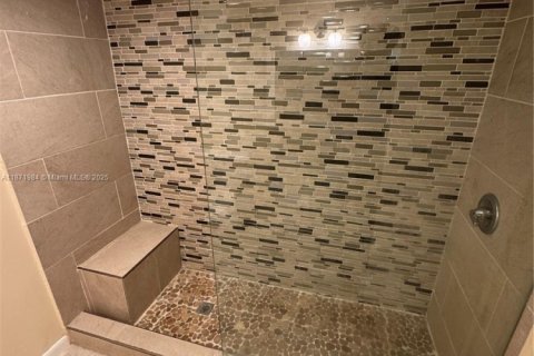 Townhouse in Lauderhill, Florida 3 bedrooms, 143.07 sq.m. № 1979756 - photo 19