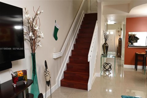 Touwnhouse à vendre à Weston, Floride: 2 chambres, 103.12 m2 № 2001847 - photo 11