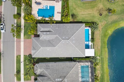 Купить виллу или дом в Паркленд, Флорида 3 спальни, 242.75м2, № 2073326 - фото 4