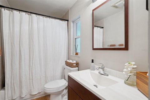 Casa en venta en Longwood, Florida, 3 dormitorios, 158.03 m2 № 2229581 - foto 16