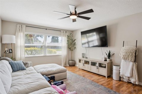 Casa en venta en Longwood, Florida, 3 dormitorios, 158.03 m2 № 2229581 - foto 10