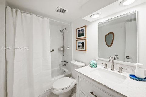 Купить кондоминиум в Пайнкрест, Флорида 1 спальня, 79.15м2, № 2026798 - фото 13