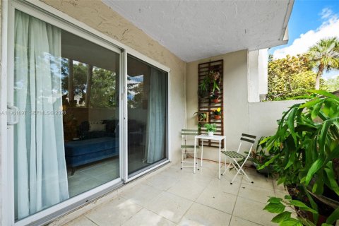 Купить кондоминиум в Пайнкрест, Флорида 1 спальня, 79.15м2, № 2026798 - фото 15