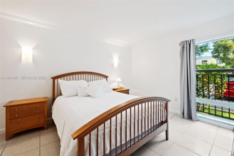 Купить кондоминиум в Пайнкрест, Флорида 1 спальня, 79.15м2, № 2026798 - фото 12