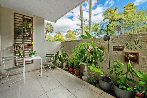 Купить кондоминиум в Пайнкрест, Флорида 1 спальня, 79.15м2, № 2026798 - фото 14