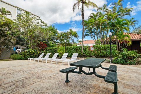 Купить кондоминиум в Пайнкрест, Флорида 1 спальня, 79.15м2, № 2026798 - фото 18