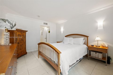 Купить кондоминиум в Пайнкрест, Флорида 1 спальня, 79.15м2, № 2026798 - фото 11