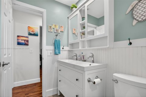 Casa en venta en Deerfield Beach, Florida, 4 dormitorios, 157.56 m2 № 1968108 - foto 29