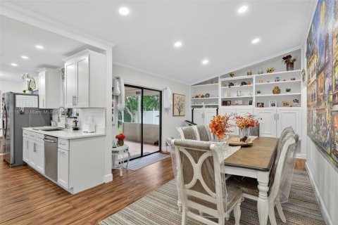 Casa en venta en Deerfield Beach, Florida, 4 dormitorios, 157.56 m2 № 1968108 - foto 15