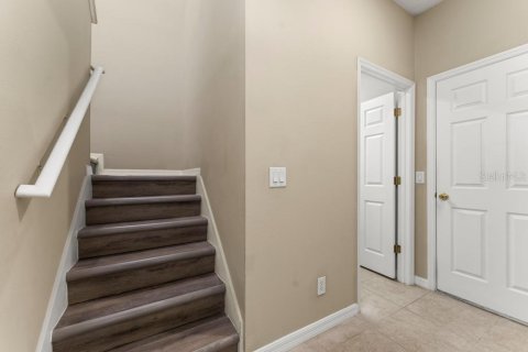 Townhouse in Lake Mary, Florida 4 bedrooms, 177.81 sq.m. № 2199099 - photo 16