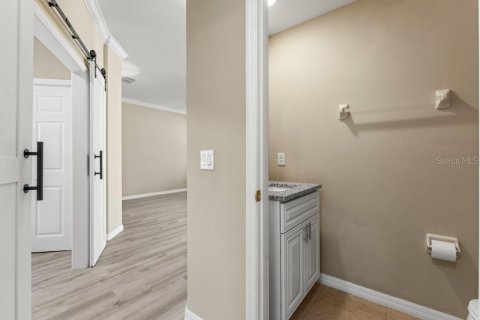Townhouse in Lake Mary, Florida 4 bedrooms, 177.81 sq.m. № 2199099 - photo 17
