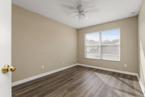 Townhouse in Lake Mary, Florida 4 bedrooms, 177.81 sq.m. № 2199099 - photo 25