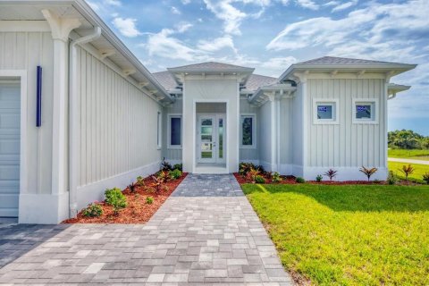 Villa ou maison à vendre à Port Charlotte, Floride: 4 chambres, 182.46 m2 № 1800271 - photo 5