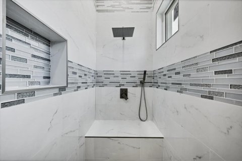 Villa ou maison à vendre à Port Charlotte, Floride: 4 chambres, 182.46 m2 № 1800271 - photo 19