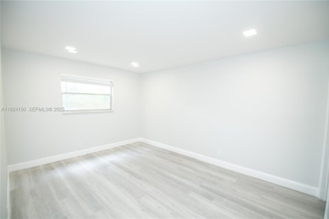 Copropriété à louer à Coral Springs, Floride: 2 chambres, 87.79 m2 № 1982221 - photo 11