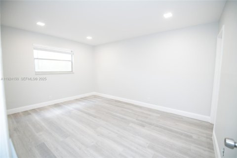 Copropriété à louer à Coral Springs, Floride: 2 chambres, 87.79 m2 № 1982221 - photo 9