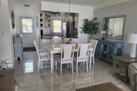 Copropriété à vendre à Lauderdale Lakes, Floride: 2 chambres, 87.7 m2 № 1978399 - photo 3