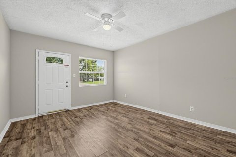 Villa ou maison à vendre à Kissimmee, Floride: 3 chambres, 122.72 m2 № 2400069 - photo 25