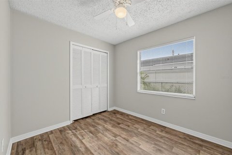 Villa ou maison à vendre à Kissimmee, Floride: 3 chambres, 122.72 m2 № 2400069 - photo 8