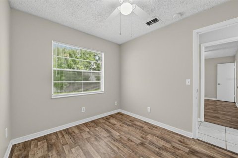 Villa ou maison à vendre à Kissimmee, Floride: 3 chambres, 122.72 m2 № 2400069 - photo 2