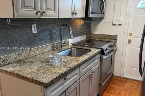 Villa ou maison à Fort Lauderdale, Floride 3 chambres № 2008929