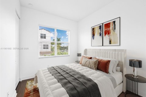 Купить таунхаус в Пемброк-Пайнс, Флорида 3 спальни, 179.49м2, № 2024670 - фото 17